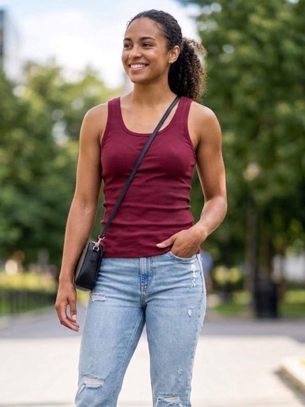 NWT Calvin Klein Jeans Women Red Ribbed Tank Top Embroidered Logo Size M